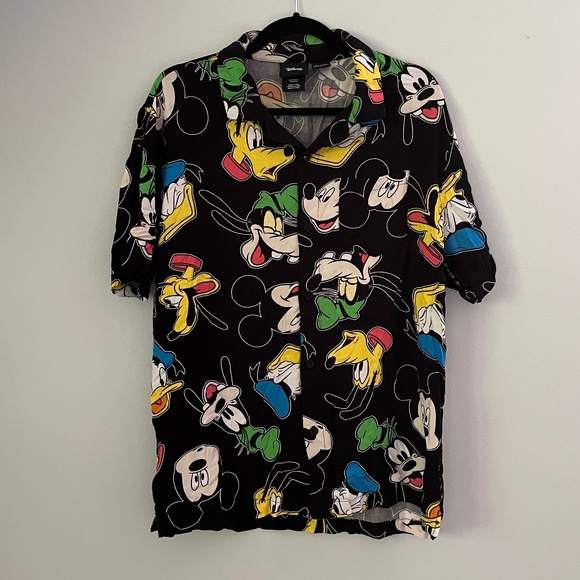 Men’s Disney Button-down Vacation Shirt - Picture 1 of 4
